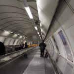 Rolltreppe zu den U-Bahngleisen